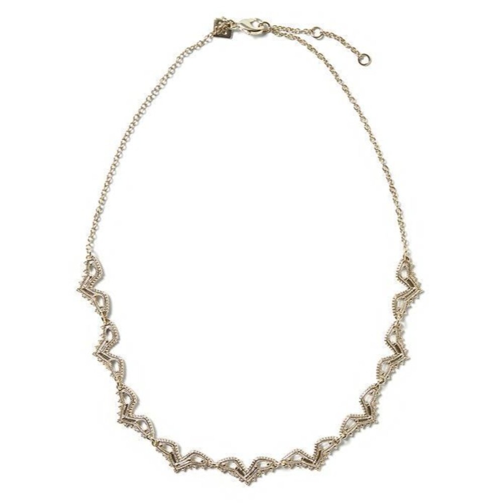 NWT 49.99 Banana Republic Women's Gold Lace Cut Out Delicate necklace